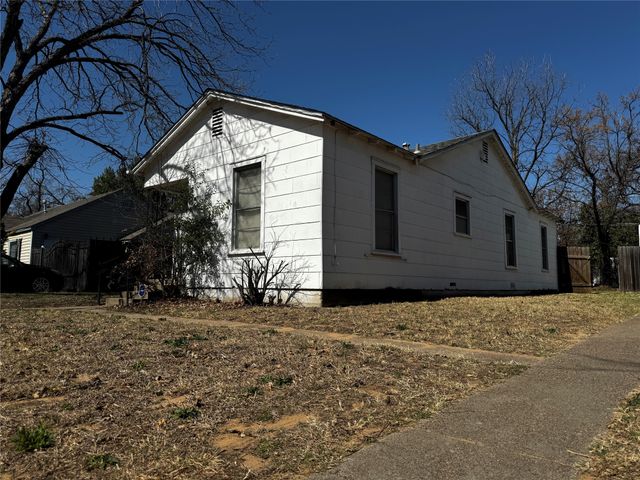 3409 Dalford Street, Fort Worth, TX 76111