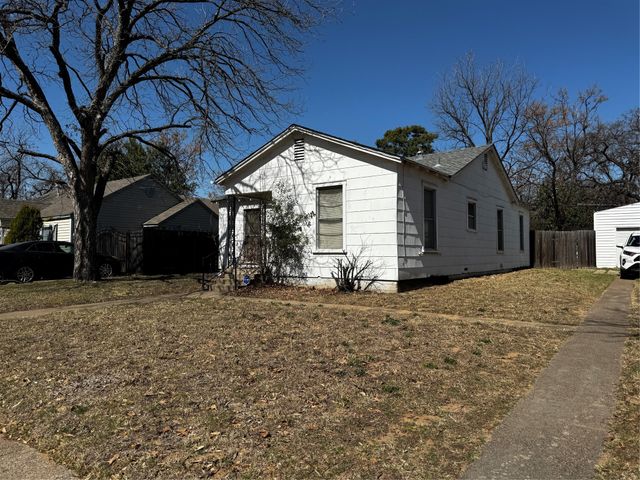 3409 Dalford Street, Fort Worth, TX 76111