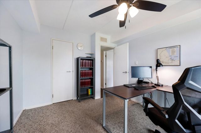 505 Redondo Drive 504, Downers Grove, IL 60516