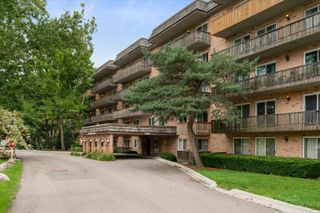 505 Redondo Drive 504, Downers Grove, IL 60516