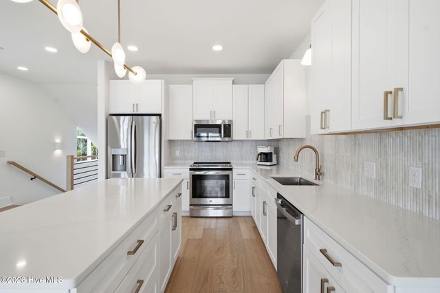 321 Fifth Avenue S B, Kure Beach, NC 28449
