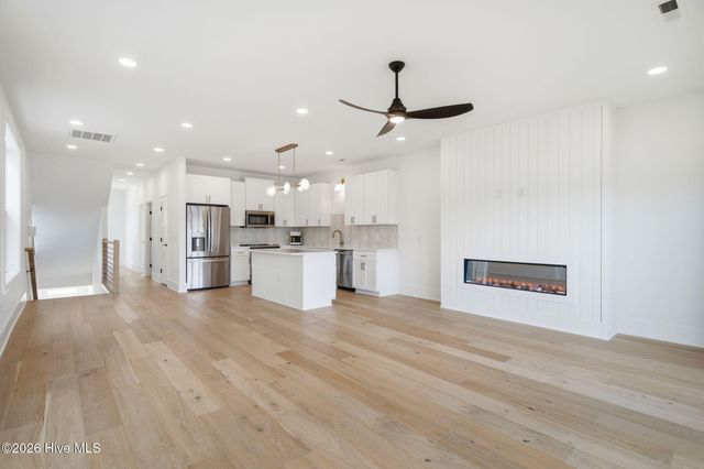 321 Fifth Avenue S B, Kure Beach, NC 28449