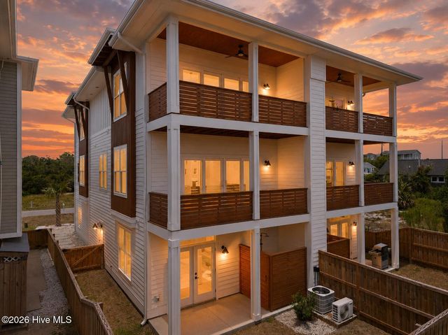 321 Fifth Avenue S B, Kure Beach, NC 28449