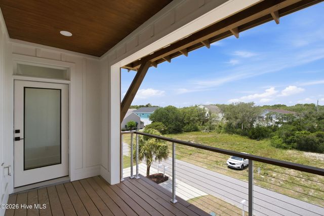 321 Fifth Avenue S B, Kure Beach, NC 28449