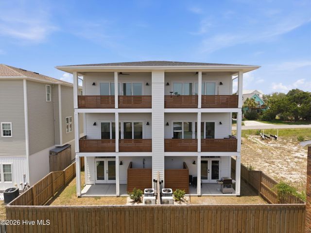 321 Fifth Avenue S B, Kure Beach, NC 28449