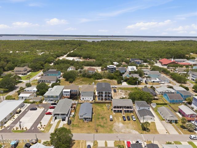 321 Fifth Avenue S B, Kure Beach, NC 28449