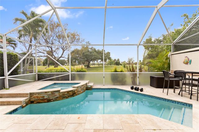 668 W Palm Aire Dr 668, Pompano Beach, FL 33069