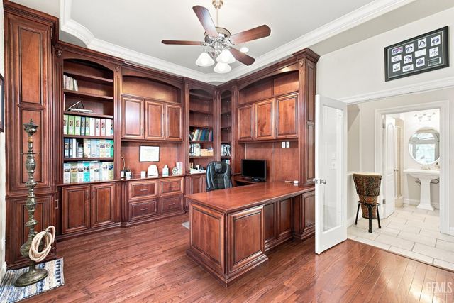 815 Provence Court, Bakersfield, CA 93314