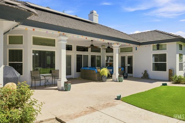 815 Provence Court, Bakersfield, CA 93314