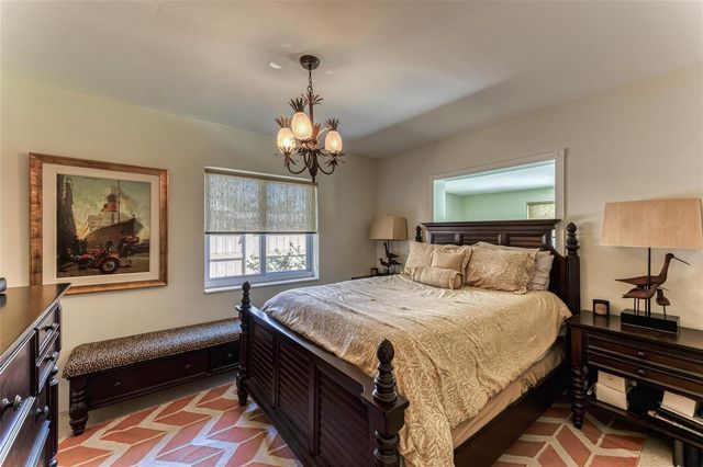1676 NE 40th Street, Oakland Park, FL 33334
