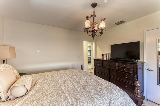 1676 NE 40th Street, Oakland Park, FL 33334