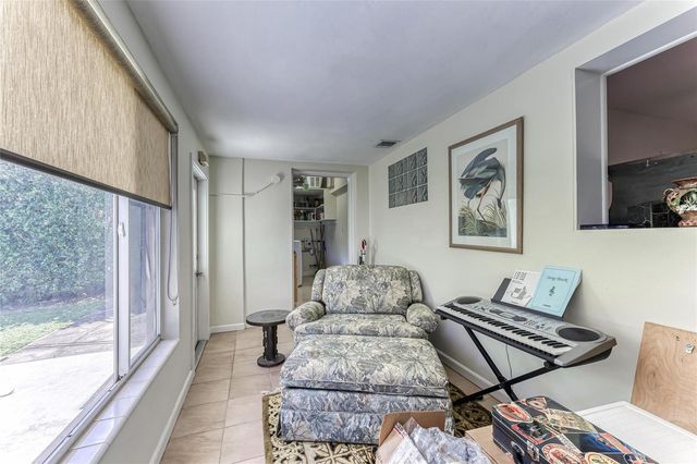 1676 NE 40th Street, Oakland Park, FL 33334