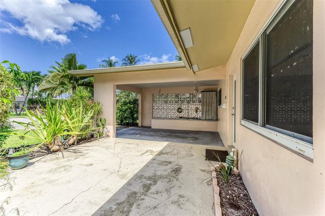 1676 NE 40th Street, Oakland Park, FL 33334