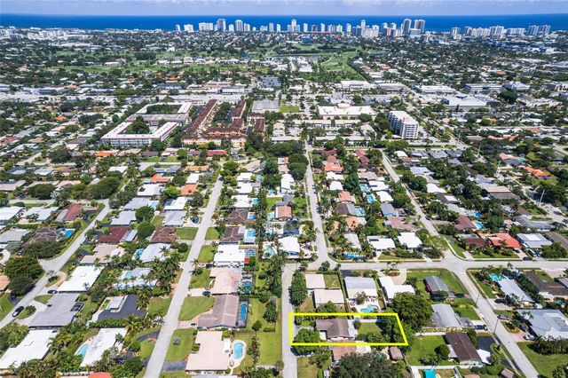 1676 NE 40th Street, Oakland Park, FL 33334