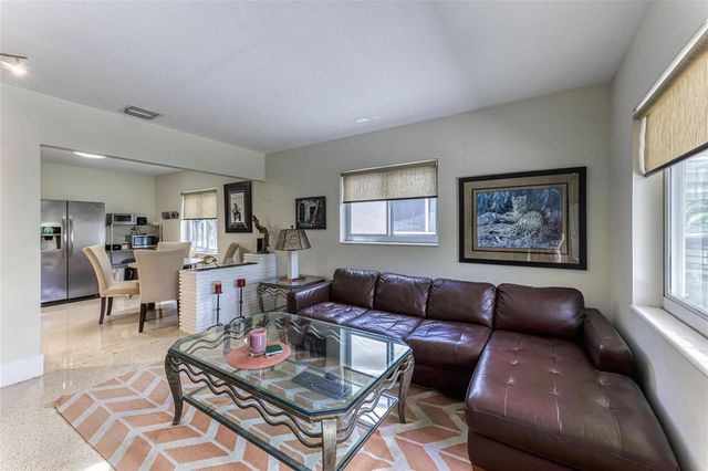 1676 NE 40th Street, Oakland Park, FL 33334