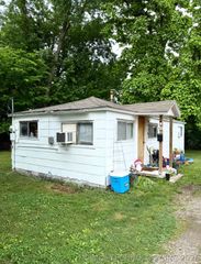 707 N Weenonah Avenue, Claremore, OK 74017
