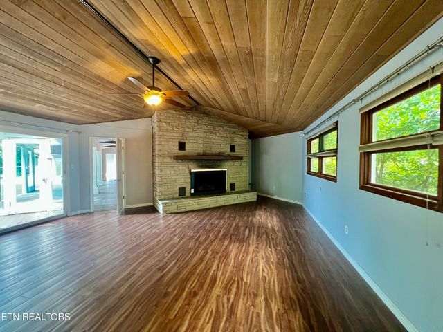 459 Judy Top Lane, Sevierville, TN 37876