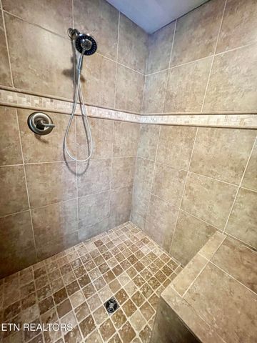 459 Judy Top Lane, Sevierville, TN 37876