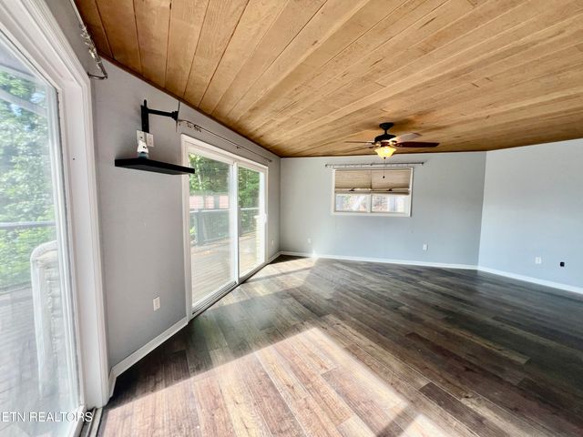 459 Judy Top Lane, Sevierville, TN 37876