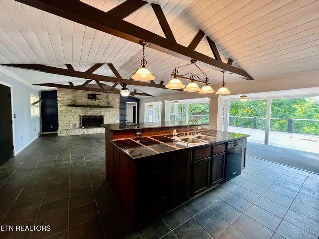 459 Judy Top Lane, Sevierville, TN 37876