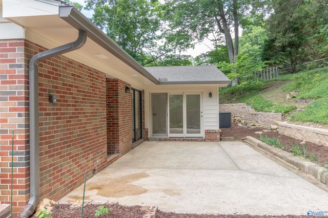 1825 Forest Drive, Guntersville, AL 35976
