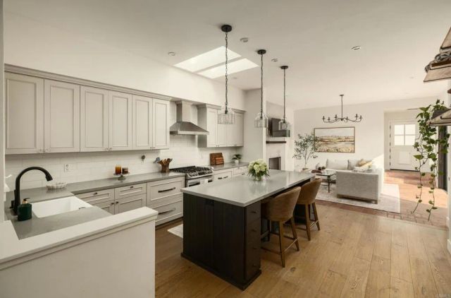 1011 Devonshire Drive, San Diego, CA 92107