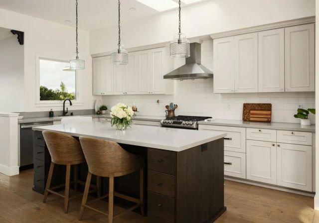 1011 Devonshire Drive, San Diego, CA 92107