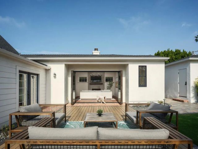 1011 Devonshire Drive, San Diego, CA 92107