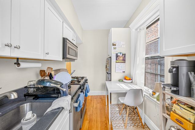 324 Chestnut Hill Ave. 9, Boston, MA 01235