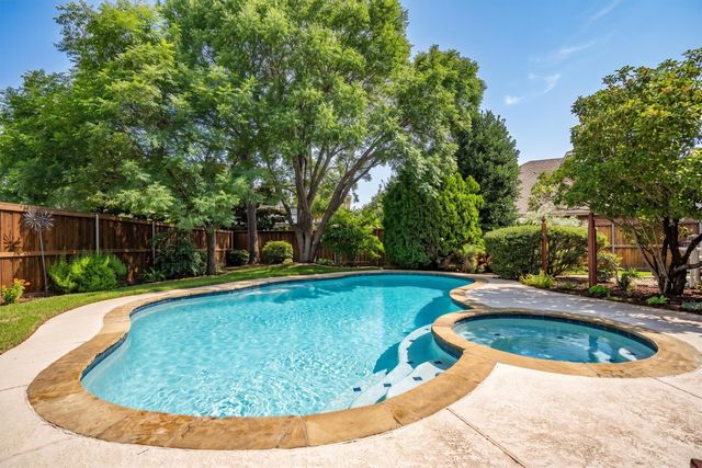 4705 Largo Drive, Flower Mound, TX 75028