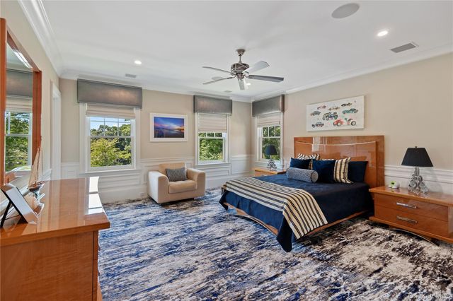 471 Woodbury, Cold Spring Harbor, NY 11724