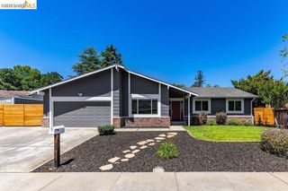 608 W Myrick Ct, Clayton, CA 94517