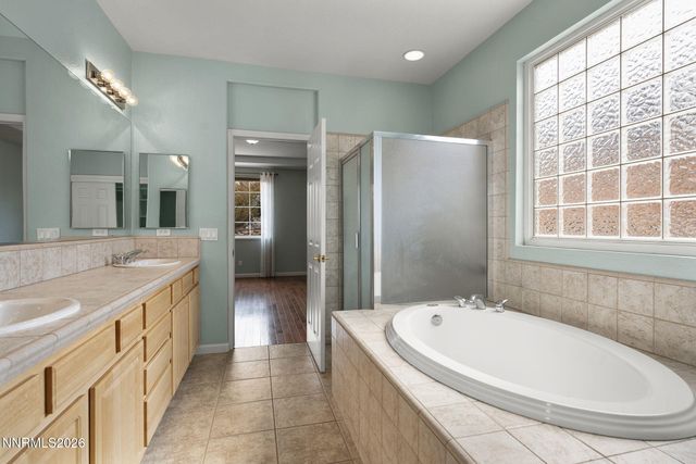 5700 Falcon Ridge Court, Sparks, NV 89436