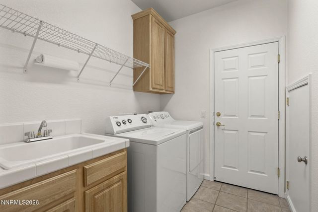 5700 Falcon Ridge Court, Sparks, NV 89436