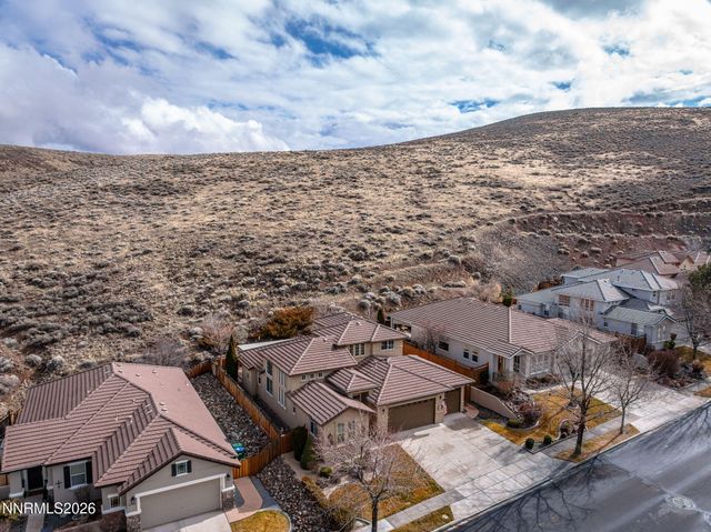 5700 Falcon Ridge Court, Sparks, NV 89436