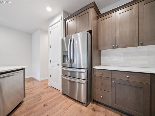 8301 Ne 134TH Pl 6, Vancouver, WA 98682