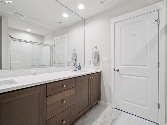 8301 Ne 134TH Pl 6, Vancouver, WA 98682