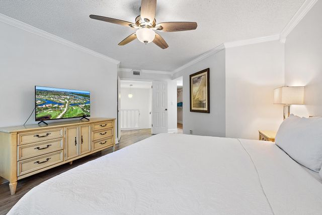 154 Seabreeze Circle, Jupiter, FL 33477