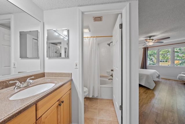 154 Seabreeze Circle, Jupiter, FL 33477