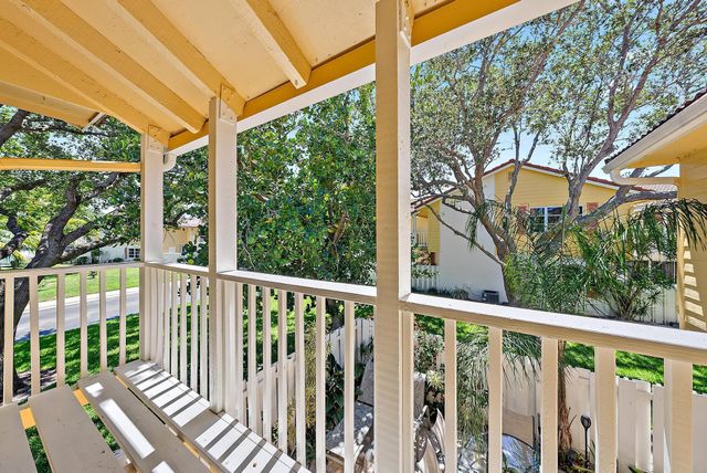 154 Seabreeze Circle, Jupiter, FL 33477