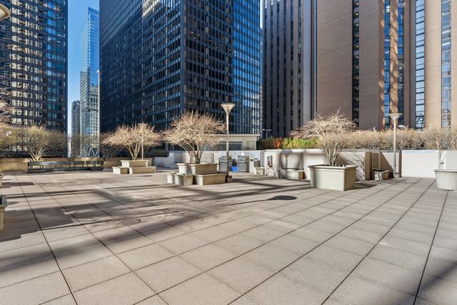 222 N Columbus Drive 902, Chicago, IL 60601