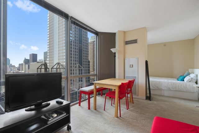 222 N Columbus Drive 902, Chicago, IL 60601