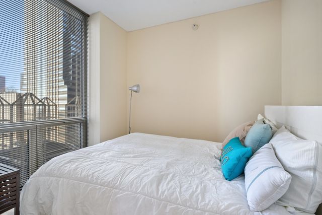 222 N Columbus Drive 902, Chicago, IL 60601