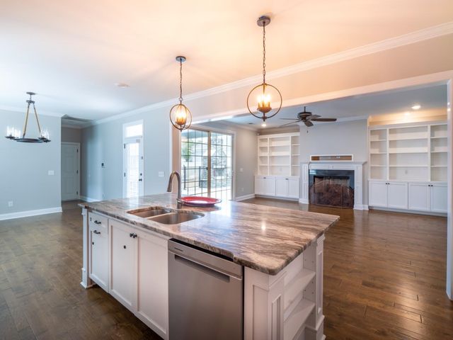 925 Bluffview Dr., Myrtle Beach, SC 29579