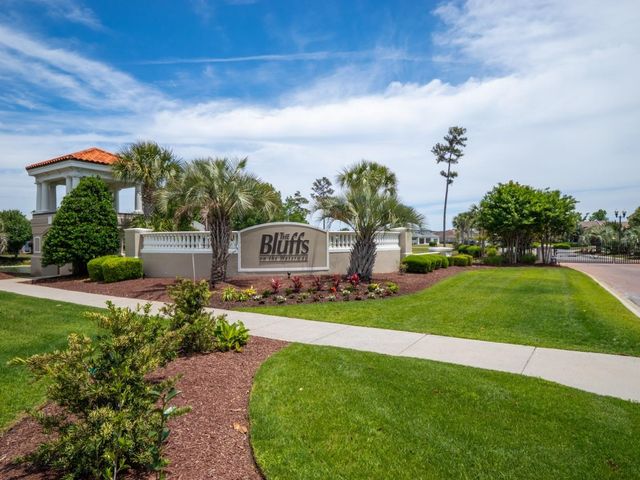 925 Bluffview Dr., Myrtle Beach, SC 29579
