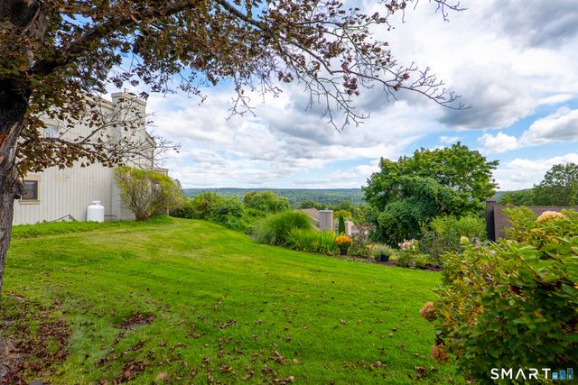 226A South Durkee Hill Road 226A, Southbury, CT 06488