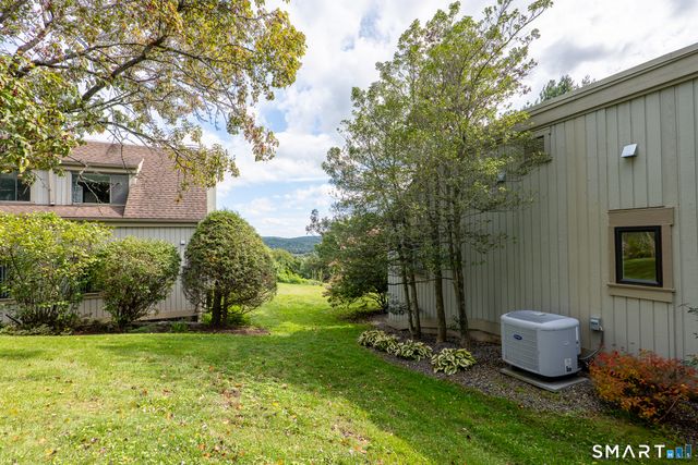226A South Durkee Hill Road 226A, Southbury, CT 06488