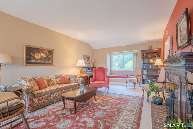 226A South Durkee Hill Road 226A, Southbury, CT 06488