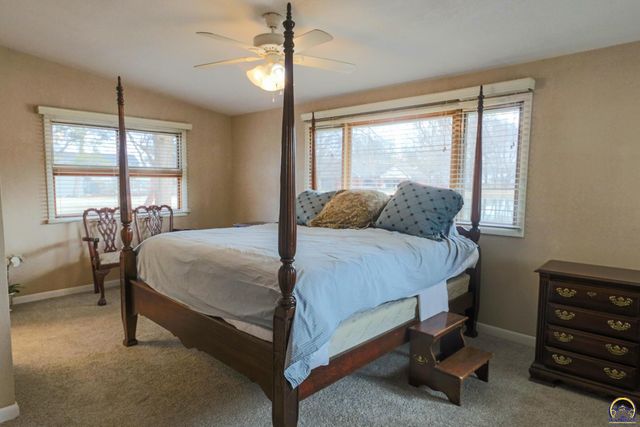 1001 Topeka St, Emporia, KS 66801