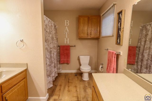 1001 Topeka St, Emporia, KS 66801